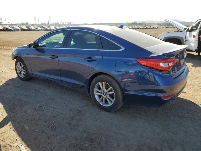 5NPE24AF4HH439534 - 2017 HYUNDAI SONATA SE BLUE photo 2