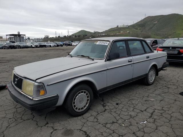 YV1AX8842H1262589 - 1987 VOLVO 244 DL SILVER photo 1