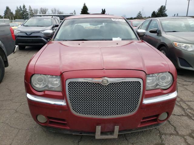 2C3CA6CT2AH141429 - 2010 CHRYSLER 300C RED photo 5