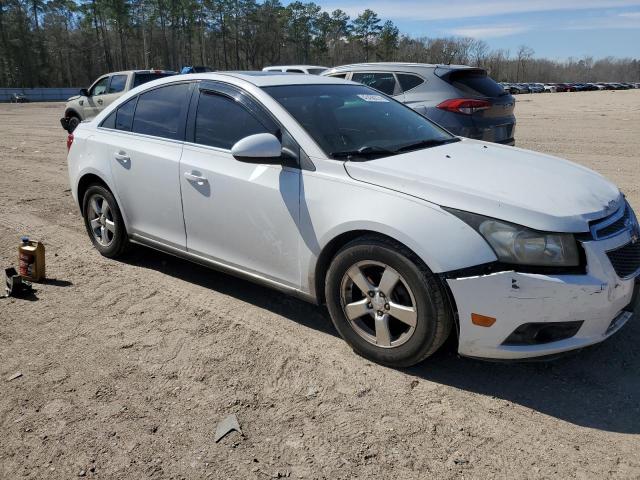 1G1PF5SC2C7369965 - 2012 CHEVROLET CRUZE LT WHITE photo 4