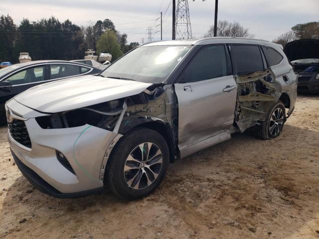 5TDGZRAH0LS503719 - 2020 TOYOTA HIGHLANDER XLE SILVER photo 1