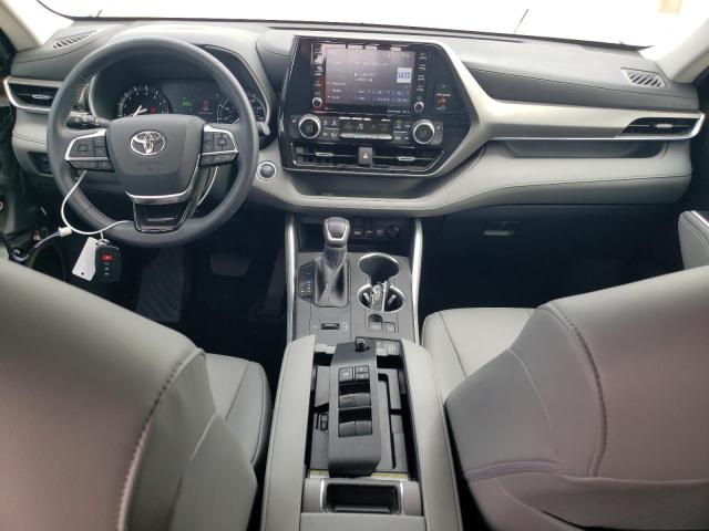 5TDGZRAH0LS503719 - 2020 TOYOTA HIGHLANDER XLE SILVER photo 8