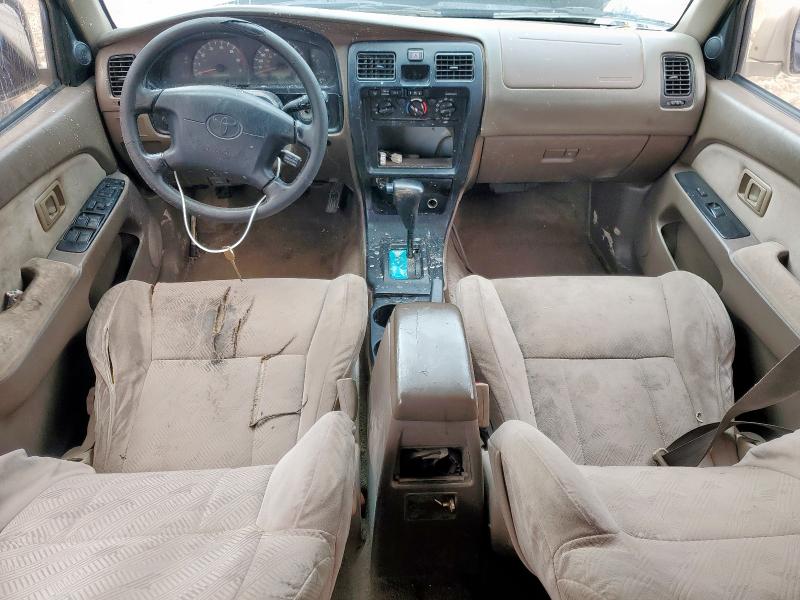 JT3GN86R610181552 - 2001 TOYOTA 4RUNNER SR5 银色 照片 8