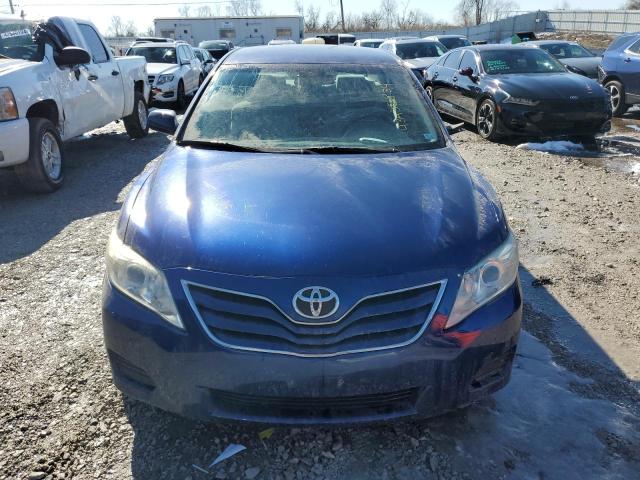 4T1BF3EK3AU528897 - 2010 TOYOTA CAMRY BASE BLUE photo 5