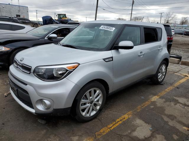 KNDJP3A59H7413694 - 2017 KIA SOUL + SILVER photo 1