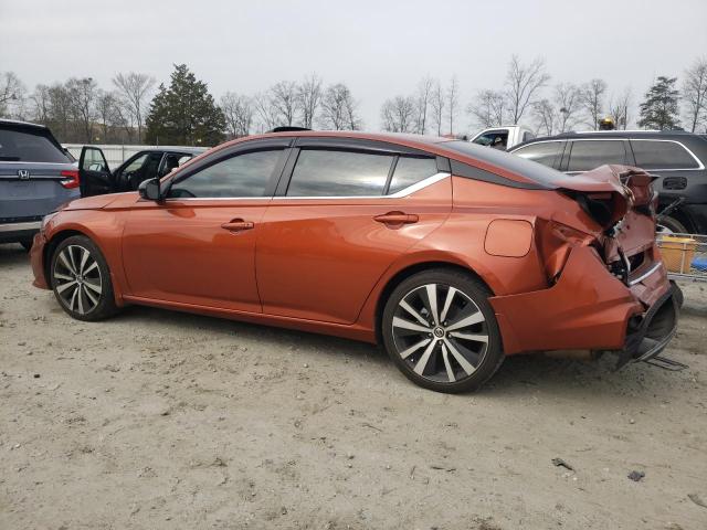 1N4BL4CVXMN377495 - 2021 NISSAN ALTIMA SR ORANGE photo 2