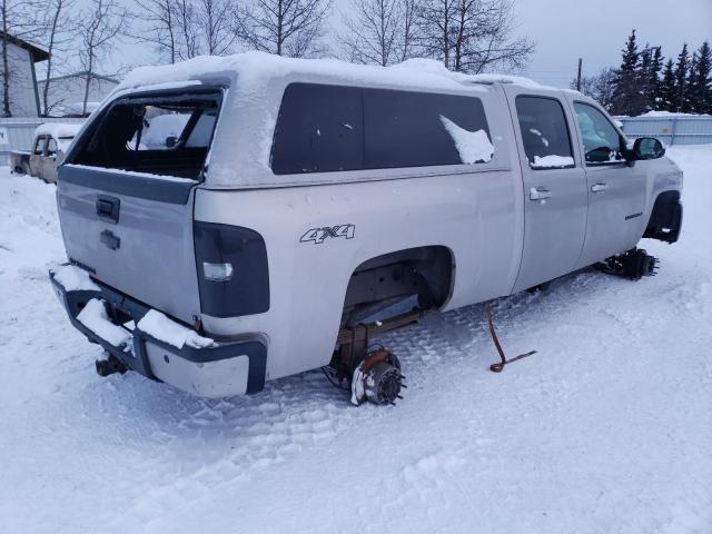 1GCHK23K78F117346 - 2008 CHEVROLET SILVERADO2 K2500 HEAVY DUTY SILVER photo 3