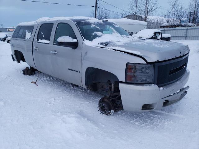 1GCHK23K78F117346 - 2008 CHEVROLET SILVERADO2 K2500 HEAVY DUTY SILVER photo 4