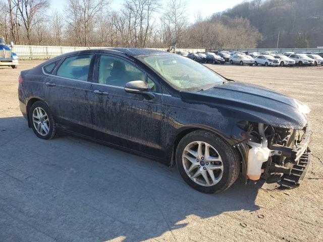 3FA6P0H79GR300336 - 2016 FORD FUSION SE BLACK photo 4