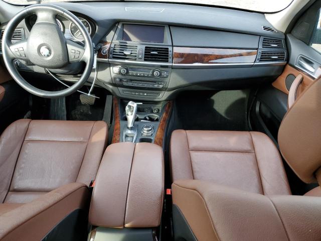 5UXZV4C56CL745148 - 2012 BMW X5 XDRIVE35I BROWN photo 8