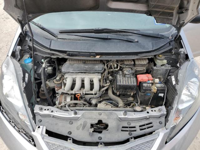 JHMGE88209S024996 - 2009 HONDA FIT SILVER photo 11