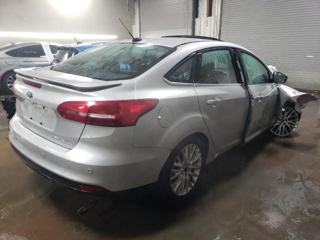 1FADP3J29JL232536 - 2018 FORD FOCUS TITANIUM SILVER photo 3