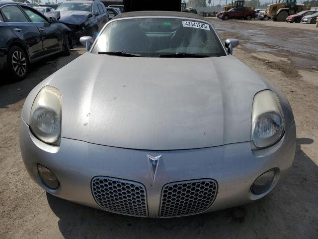 1G2MB33B96Y109209 - 2006 PONTIAC SOLSTICE SILVER photo 5