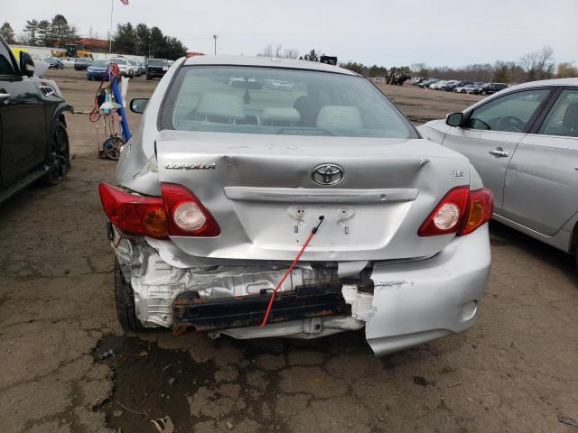 JTDBL40E199043161 - 2009 TOYOTA COROLLA BASE GRAY photo 6