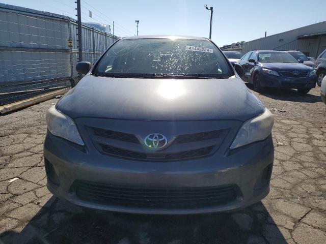 2T1BU4EE8DC102084 - 2013 TOYOTA COROLLA BASE GRAY photo 5