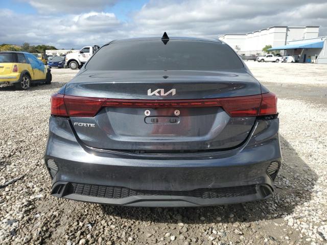 3KPF24AD9PE567242 - 2023 KIA FORTE LX CHARCOAL photo 6