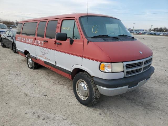 2B5WB35Z4TK112213 - 1996 DODGE RAM WAGON B3500 RED photo 4