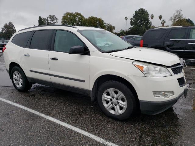 1GNKRFED1CJ145356 - 2012 CHEVROLET TRAVERSE LS WHITE photo 4