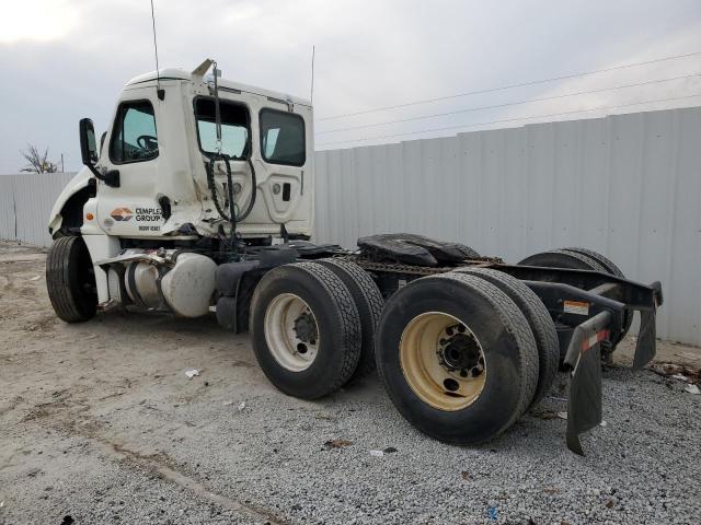 3AKJGEDV6GDHP1577 - 2016 FREIGHTLINER CASCADIA 1 WHITE photo 3