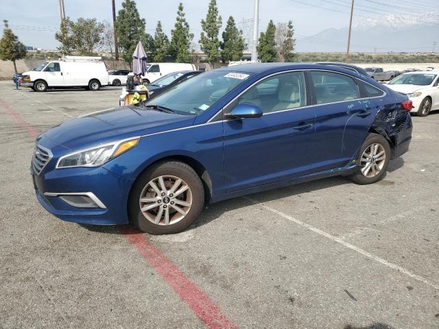 5NPE24AF2HH558358 - 2017 HYUNDAI SONATA SE BLUE photo 1