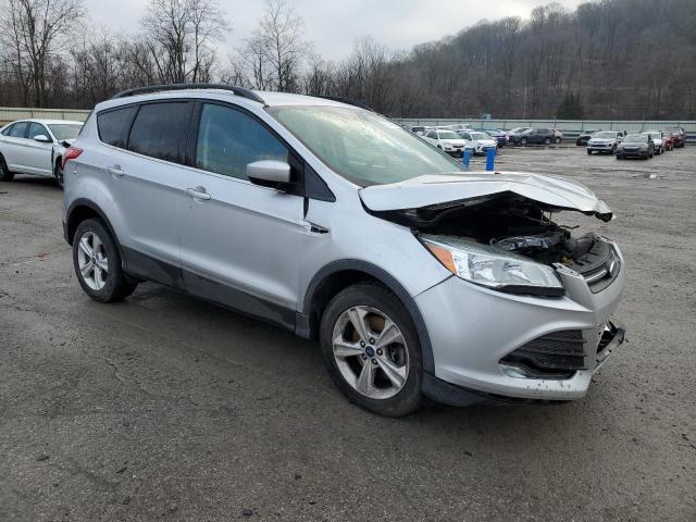 1FMCU9G94GUA82162 - 2016 FORD ESCAPE SE SILVER photo 4