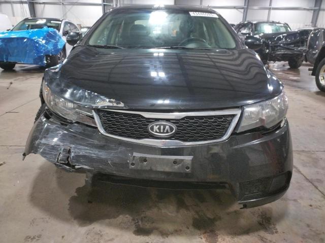 KNAFU4A25D5692378 - 2013 KIA FORTE EX BLACK photo 5