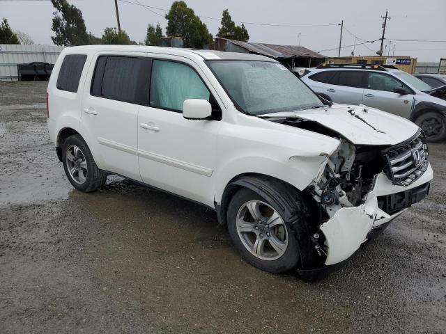 5FNYF4H39FB016750 - 2015 HONDA PILOT SE WHITE photo 4