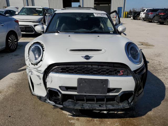 WMW53DK08R2V02738 - 2024 MINI COOPER S WHITE photo 5