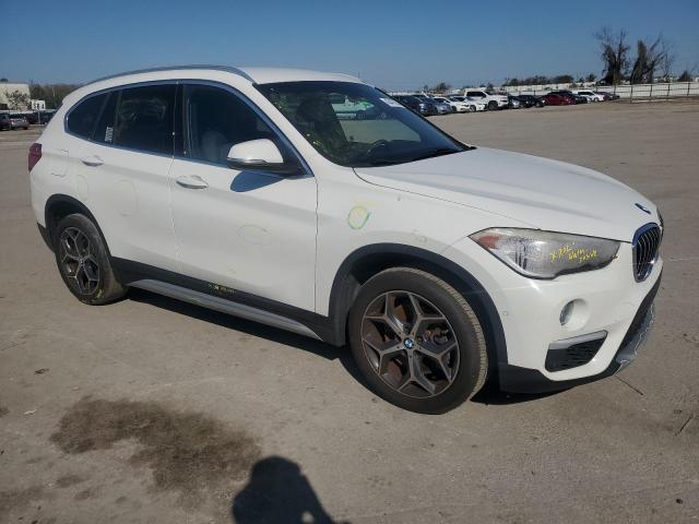 WBXHU7C32J5L05898 - 2018 BMW X1 SDRIVE28I WHITE photo 4