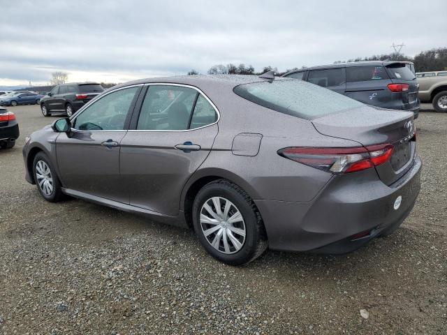 4T1C31AK6MU022248 - 2021 TOYOTA CAMRY LE GRAY photo 2