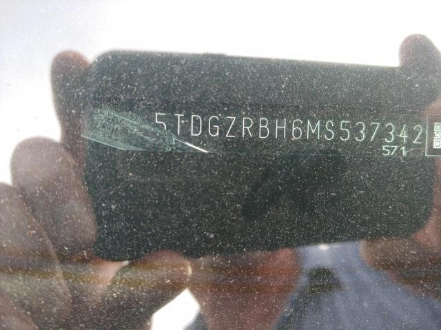 5TDGZRBH6MS537342 - 2021 TOYOTA HIGHLANDER XLE ნაცრისფერი ფოტო 10