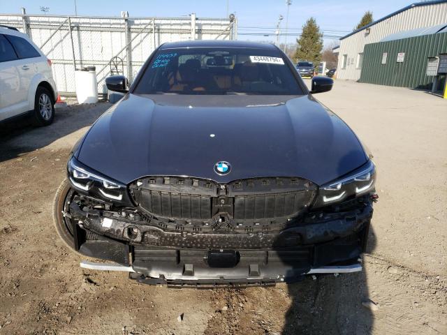 3MW5U9J07N8C68812 - 2022 BMW M340XI GRAY photo 5