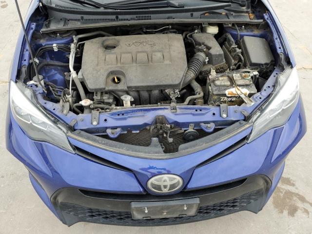 5YFBURHE4JP796955 - 2018 TOYOTA COROLLA L BLUE photo 11