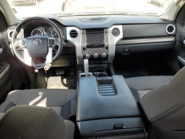 5TFRM5F10HX112891 - 2017 TOYOTA TUNDRA DOUBLE CAB SR/SR5 BLACK photo 8