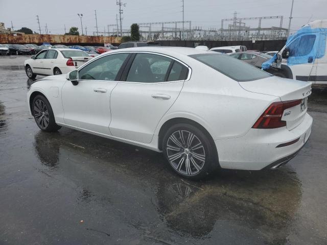 7JRBR0FL1NG179066 - 2022 VOLVO S60 T8 RECHARGE INSCRIPTION WHITE photo 2