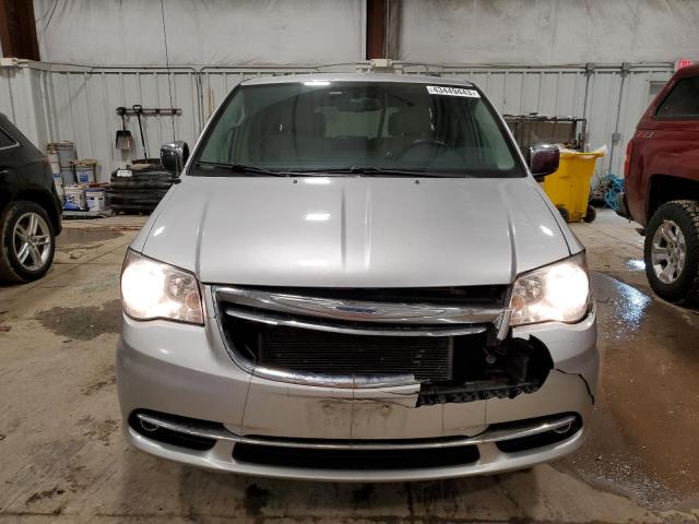 2A4RR8DG7BR704444 - 2011 CHRYSLER TOWN & COU TOURING L SILVER photo 5