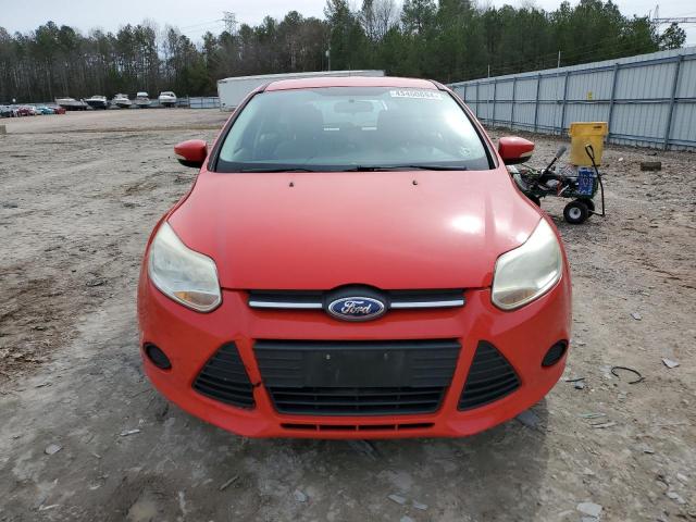 1FADP3K23DL344946 - 2013 FORD FOCUS SE RED photo 5