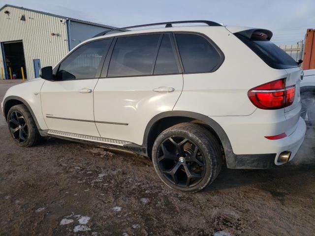 5UXZV4C59BL413672 - 2011 BMW X5 XDRIVE35I WHITE photo 2