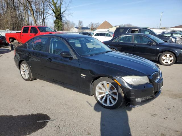 WBAPK7G52BNN85282 - 2011 BMW 328 XI BLACK photo 4