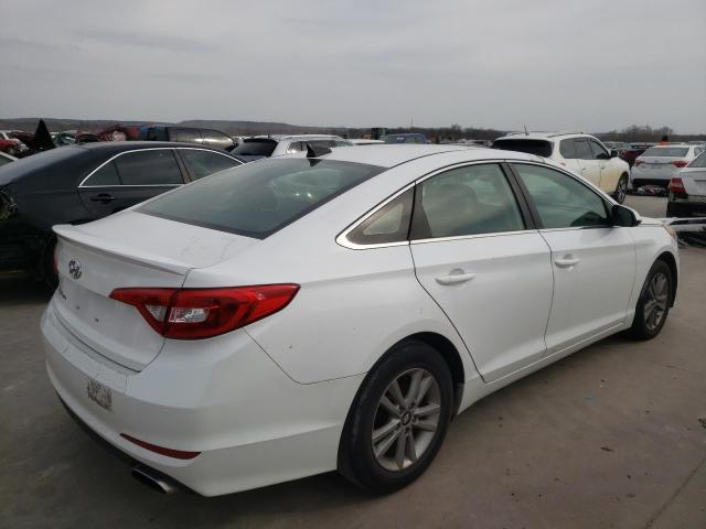 5NPE24AF9FH009818 - 2015 HYUNDAI SONATA SE WHITE photo 3