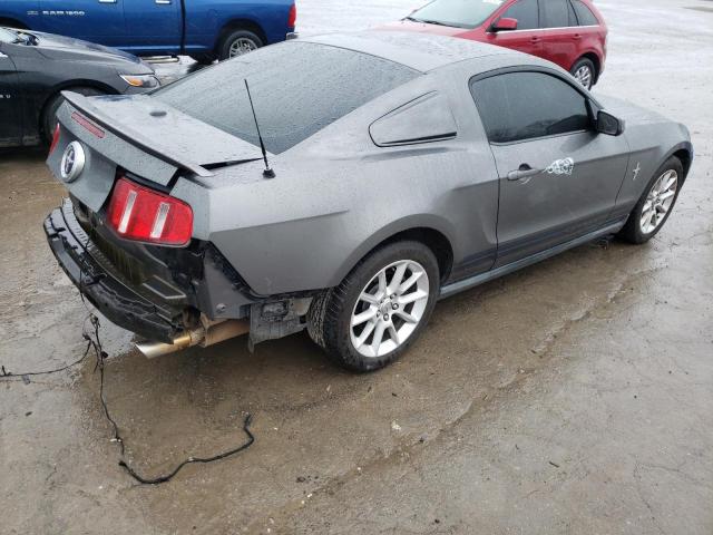 1ZVBP8AN1A5120209 - 2010 FORD MUSTANG GRAY photo 3