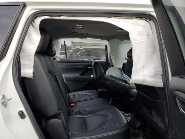 5TDHZRBH0NS246678 - 2022 TOYOTA HIGHLANDER XLE 白色 照片 11