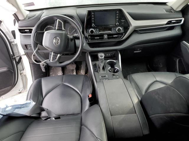 5TDHZRBH0NS246678 - 2022 TOYOTA HIGHLANDER XLE 白色 照片 8