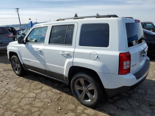 1C4NJRFB4FD249404 - 2015 JEEP PATRIOT LATITUDE WHITE photo 2