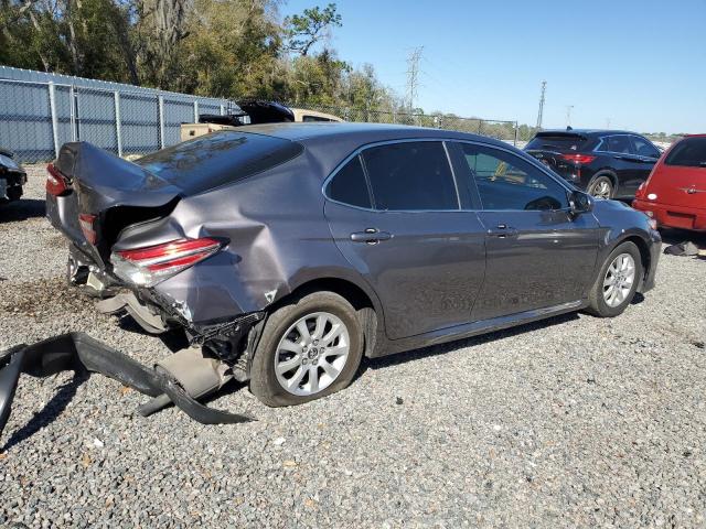 4T1B11HK6JU627681 - 2018 TOYOTA CAMRY L GRAY photo 3