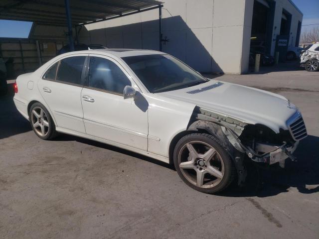 WDBUF56X29B412308 - 2009 MERCEDES-BENZ E 350 WHITE photo 4