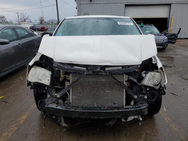 2A4RR5DG9BR633729 - 2011 CHRYSLER TOWN & COU TOURING თეთრი ფოტო 5