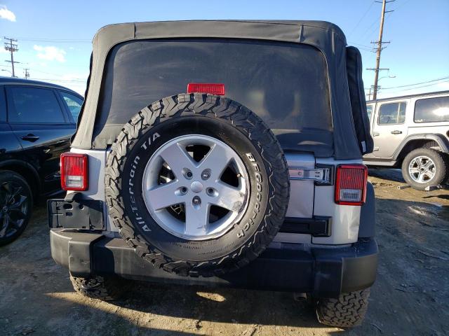 1C4BJWDG9JL809240 - 2018 JEEP WRANGLER U SPORT ვერცხლისფერი ფოტო 6