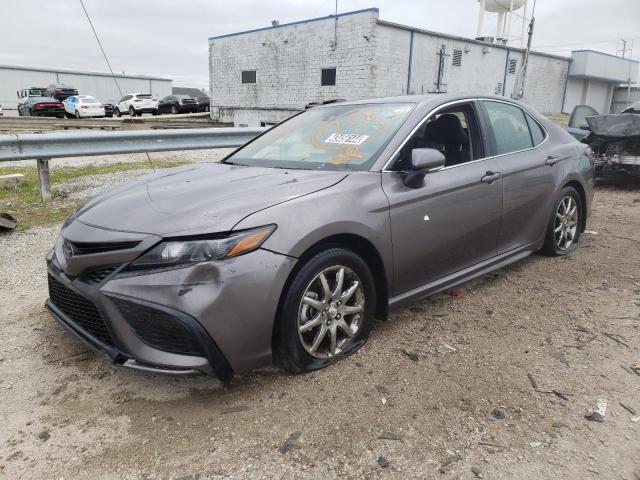 4T1G11AK3RU197636 - 2024 TOYOTA CAMRY SE NIGHT SHADE GRAY photo 1