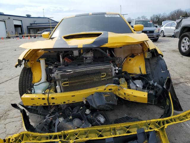 2C3CDXL90HH620072 - 2017 DODGE CHARGER SRT HELLCAT YELLOW photo 5